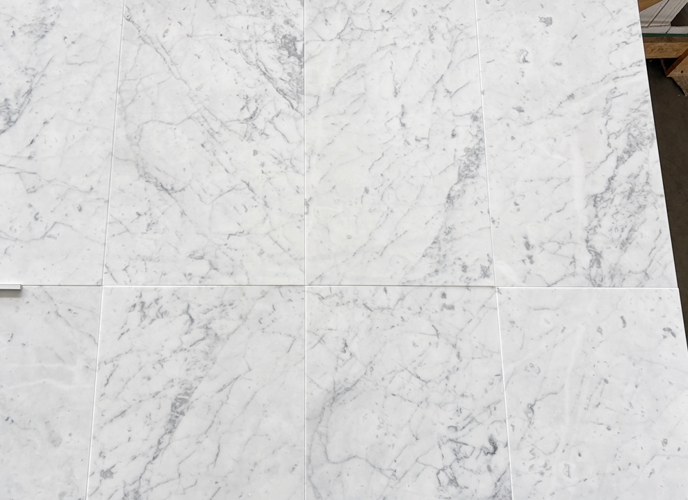 Bianco Carrara M10