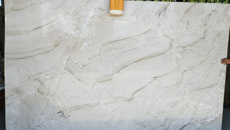 Kwarcyt Bianco Superiore — Slaby