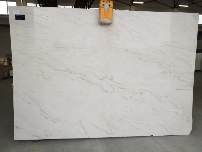 Kwarcyt Calacatta Lux — Slaby