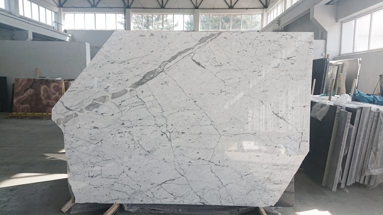 Carrara Venatino — Slaby