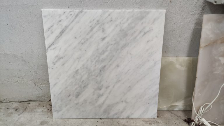 Bianco Carrara C XL — Płytki marmurowe