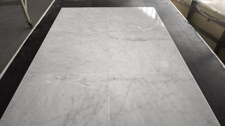 Bianco Carrara XM — Płytki marmurowe