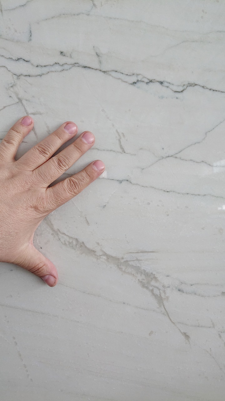 White Supreme kwarcyt — Slaby