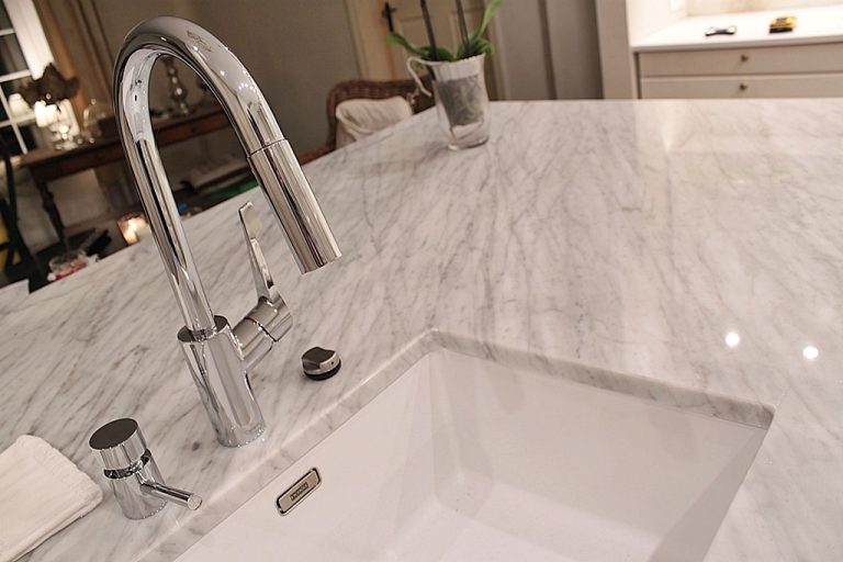 Bianco Carrara #3cm, poler — Slaby