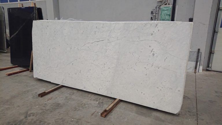 Bianco Carrara Gioia GB — Slaby
