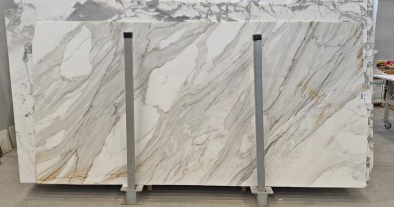 Calacatta Gold — Slaby
