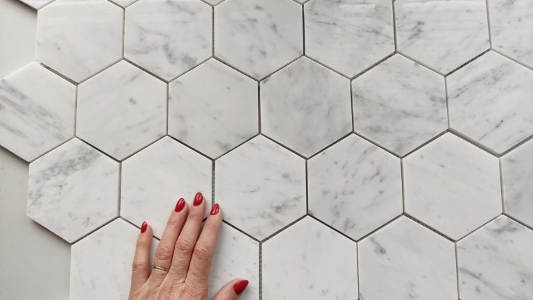 Hexagony Big Bianco Carrara — Mozaika