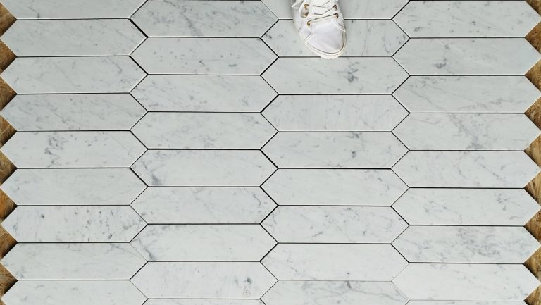 Hexalong Bianco Carrara — Mozaika