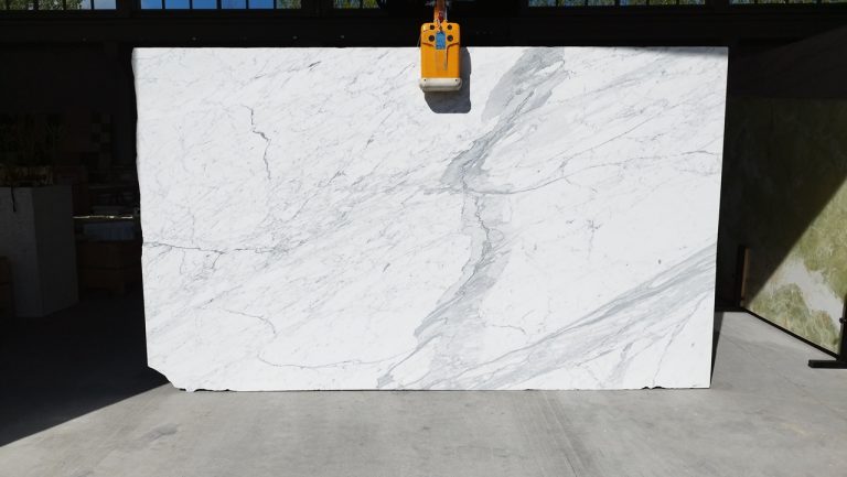 Statuario Venato H3 — Slaby
