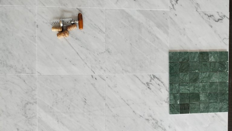 Bianco Carrara S — Płytki marmurowe