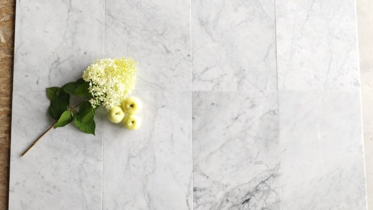 Bianco Carrara M7 — Płytki marmurowe