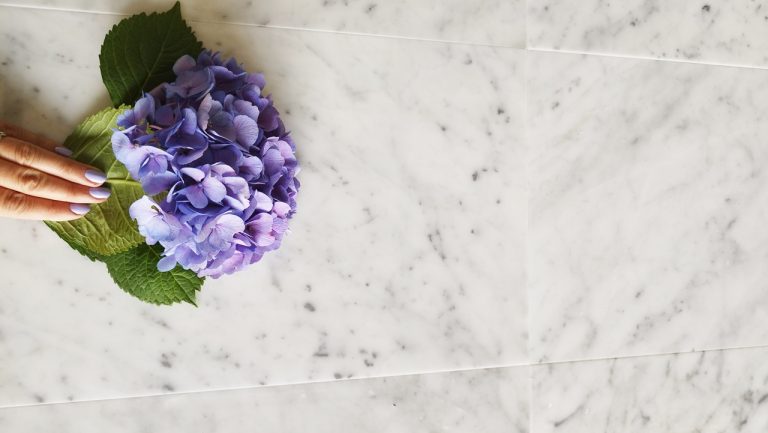 Bianco Carrara M8 — Płytki marmurowe