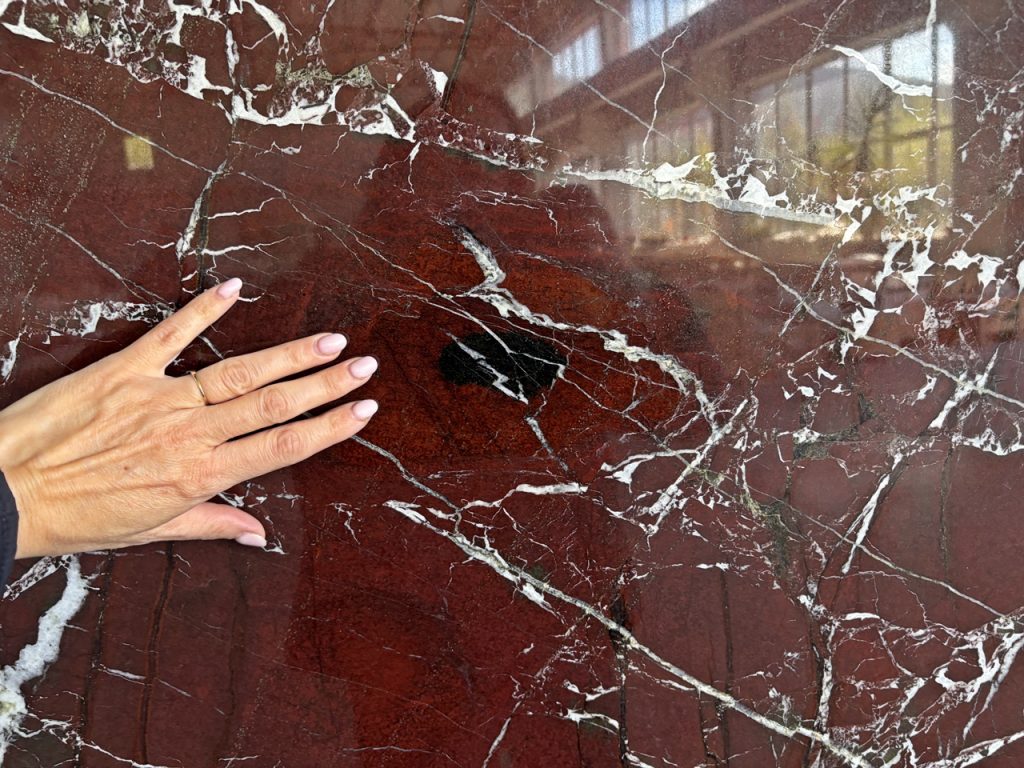 Rosso Levanto 2 — zdjęcie 1