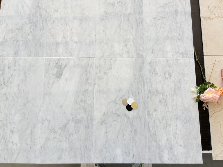 Bianco Carrara M9 — Płytki marmurowe