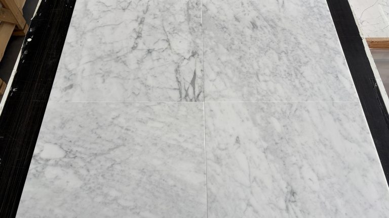 Bianco Carrara LH3 — Płytki marmurowe